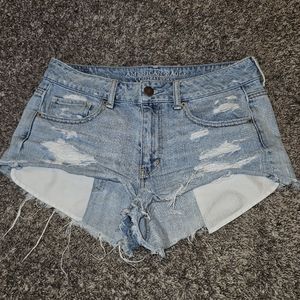 🛍 American Eagle distressed denim shorty jean shorts size 8